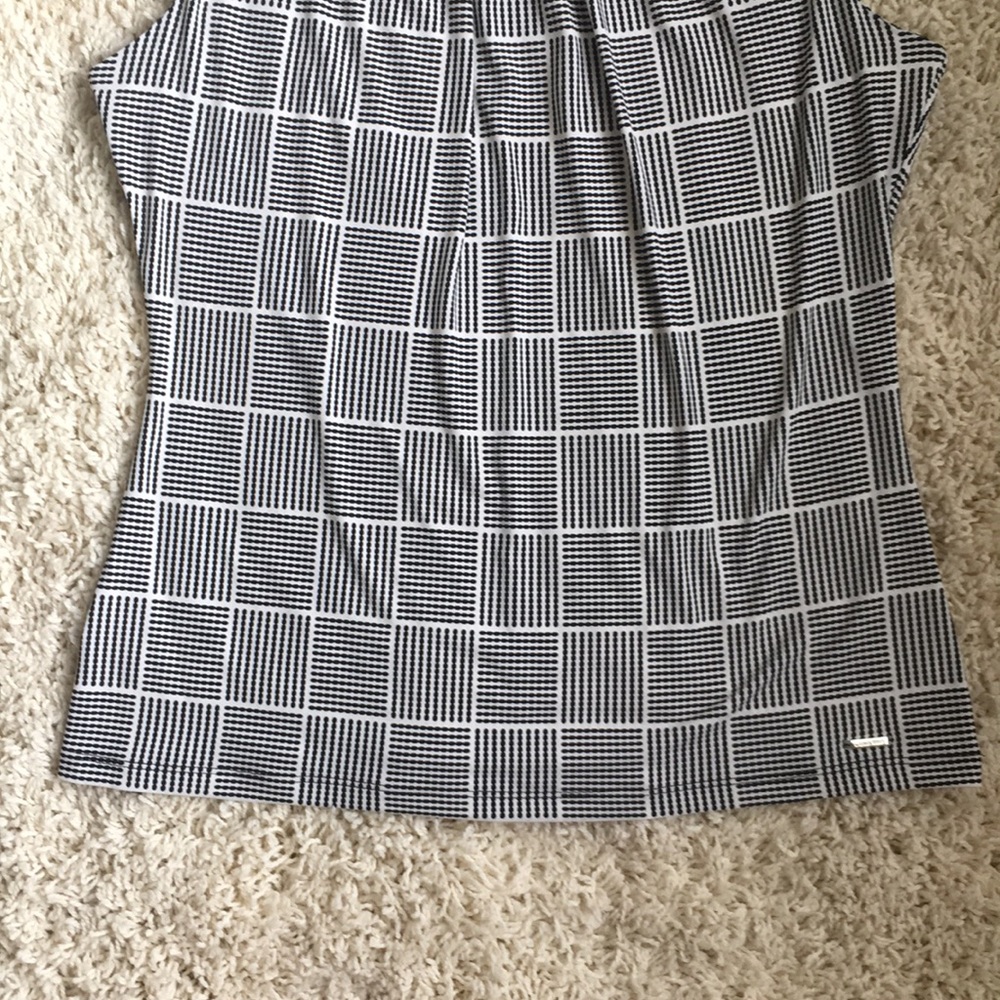 • Calvin Klein Work Wear Top • - Picture 3 of 5
